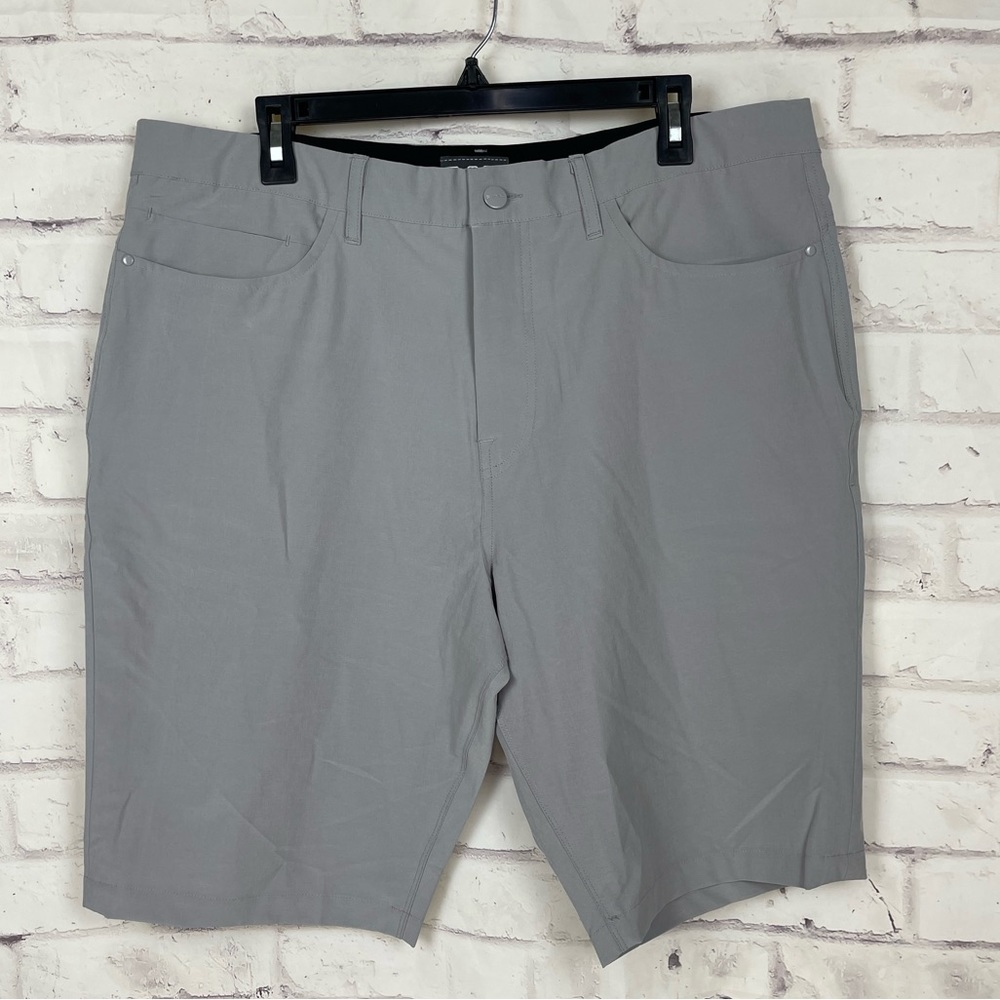 G-MAC Golf Shorts Size 38